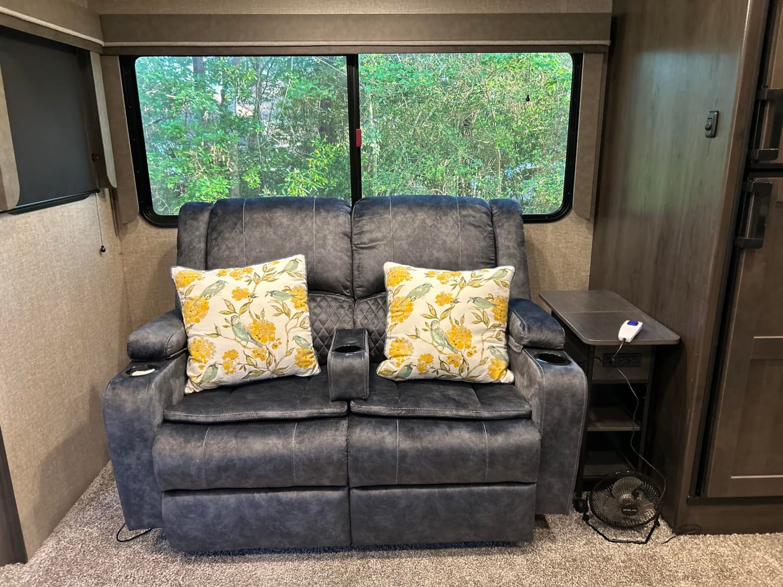 Upgraded 5 Seater Reclining Sofa Set, Living Room Couch (Velvet,Grey) customer photo 1