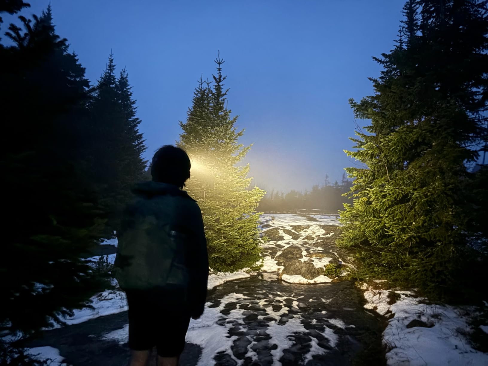 Nitecore NU25 MCT UL 400 Lumens Ultra Lightweight Headlamp, USB-C Rechargeable Sticker for Back Packing, Camping and Running customer photo 1
