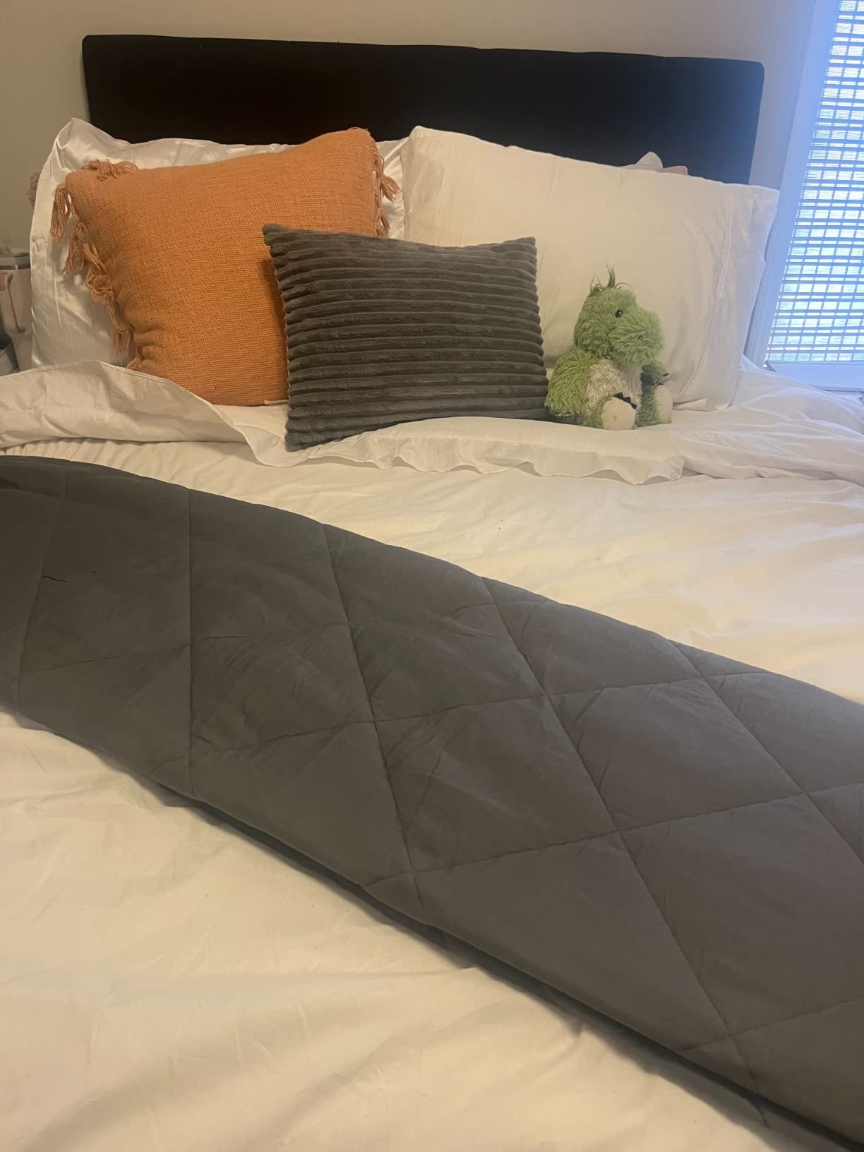 HomeSmart Cooling Weighted Blanket Queen Size 20lbs, Soft Breathable Fabric customer photo 2