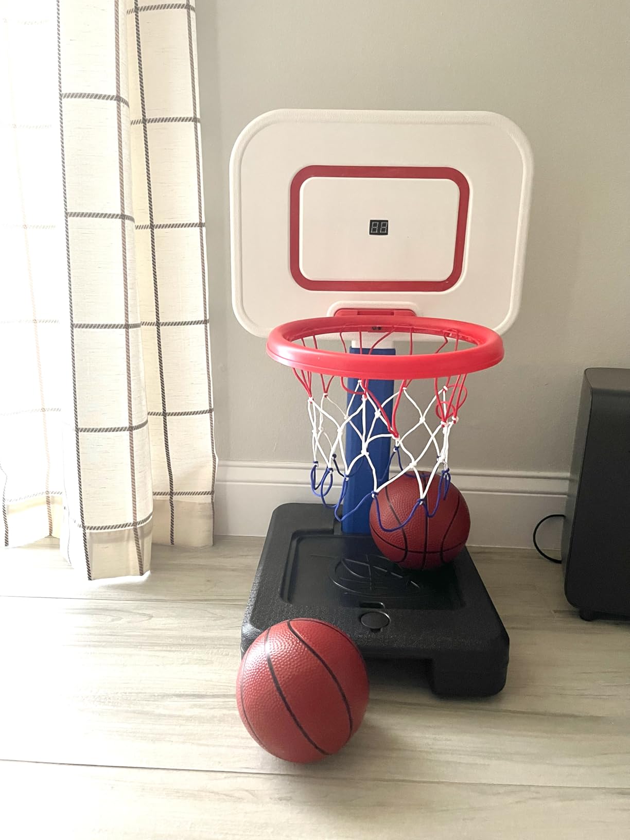 HYES Kids Basketball Hoop with Scoreboard/LED Basketball Rim for Child 3-5 customer photo 2