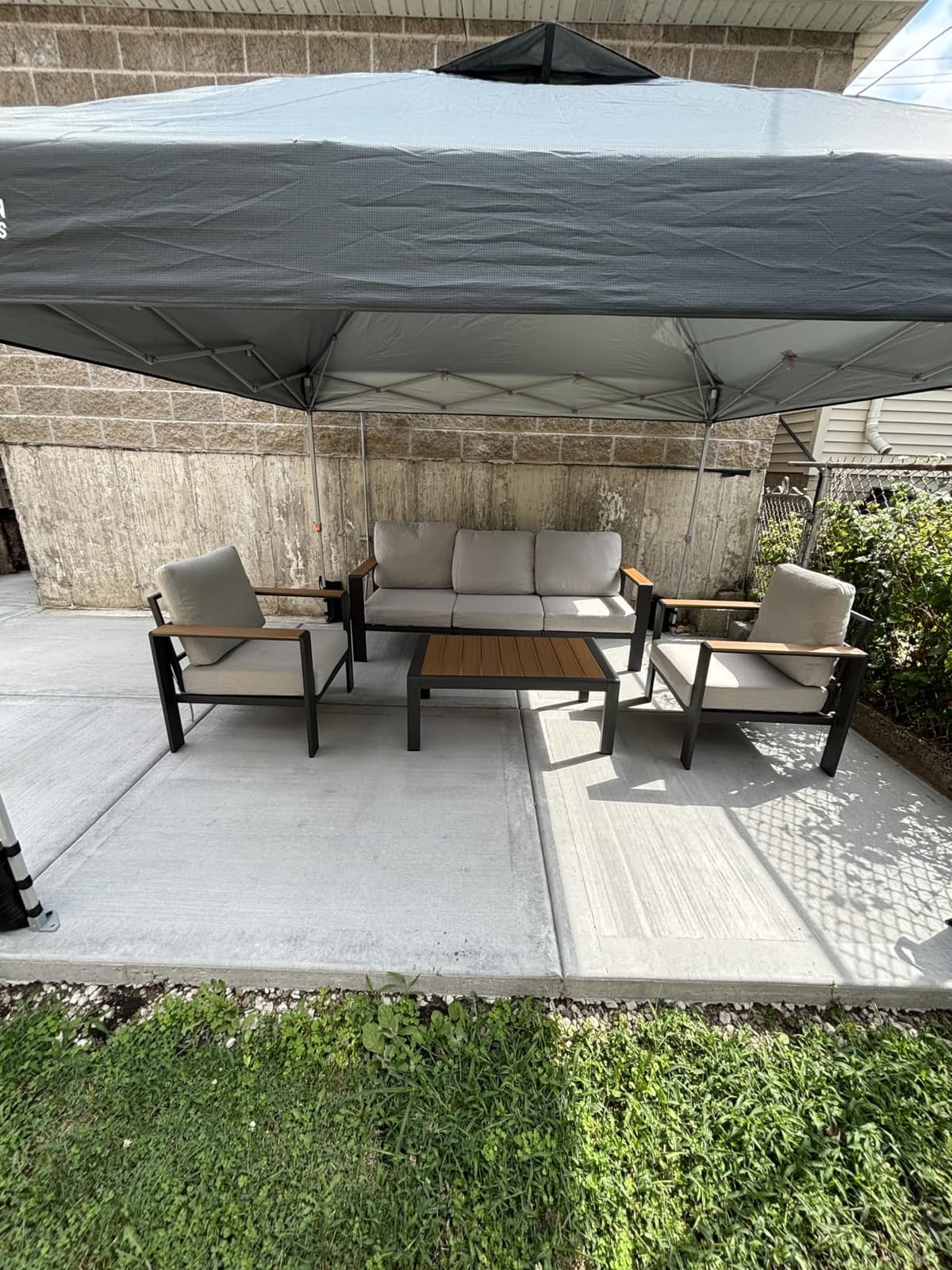 Aluminum Outdoor Patio Furniture Set with Coffee Table, 4 Piece Patio Conversation Sets with Washable Thick Cushions, Outdoor Sectional Furniture Set for Porch, Balcony, Deck, Graphite customer photo 1