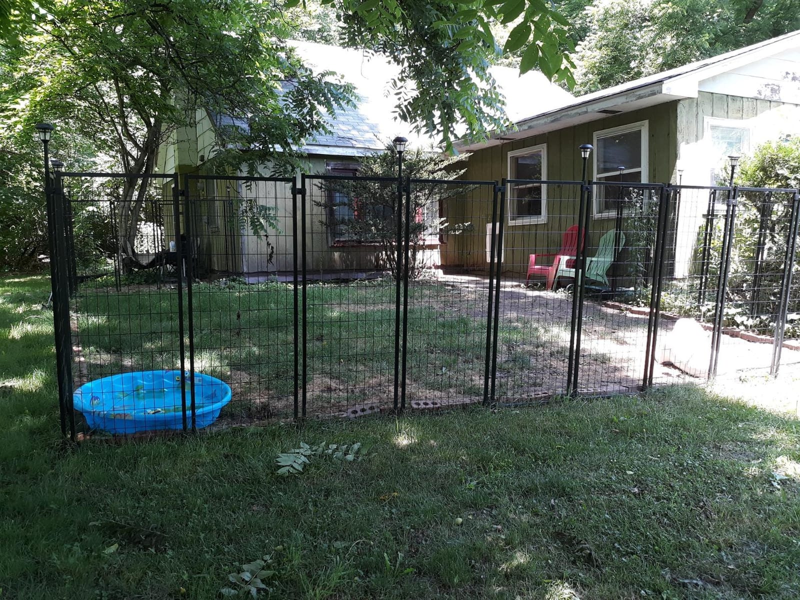 PawHut Outdoor Dog Kennel with Roof for Large Pets 8' x 8' x 6' Silver customer photo 1