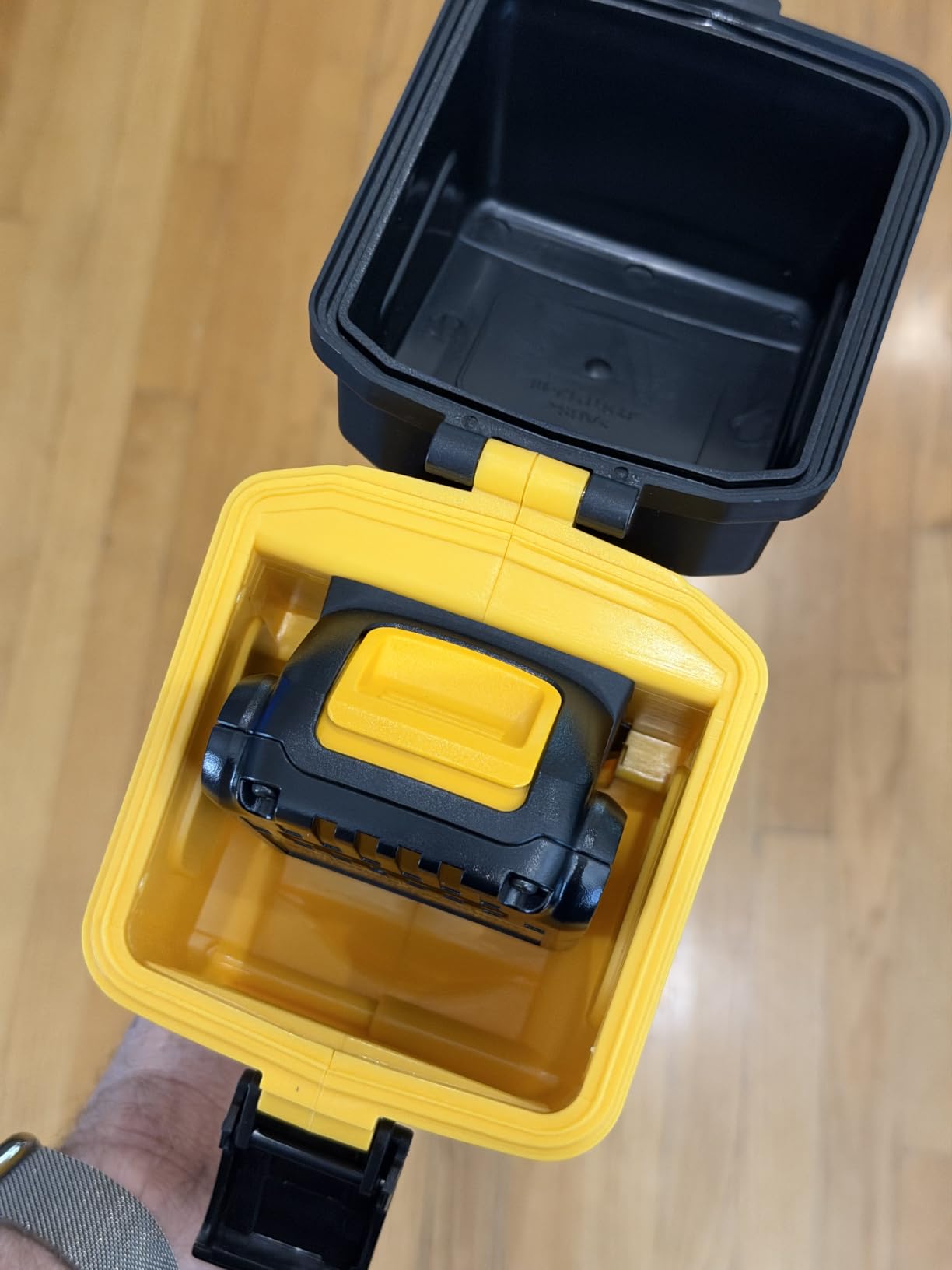 Brushless Stick Water Transfer Pump Compatible with DeWalt 20V MAX Battery (TOOL ONLY), 720 GPH Submersible Pump, 27.5’’ Detachable Shaft, 3/4’’ Outlet, 1m Hose, Sediment Filter for Rain Barrel, Pond customer photo 2