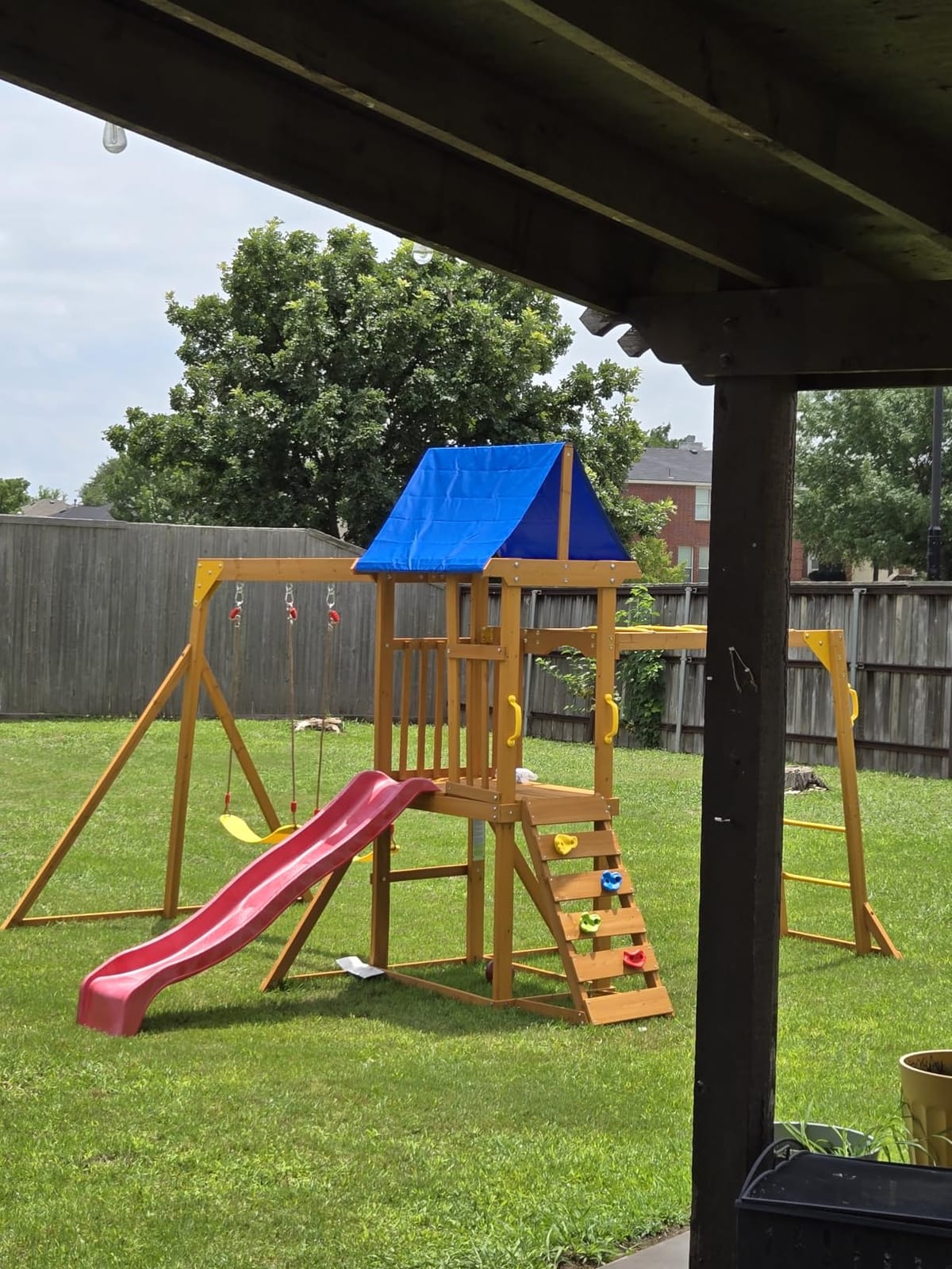 Wooden Swing Sets for Backyard with Monkey Bar, Outdoor Playset for Age 3-6 customer photo 2