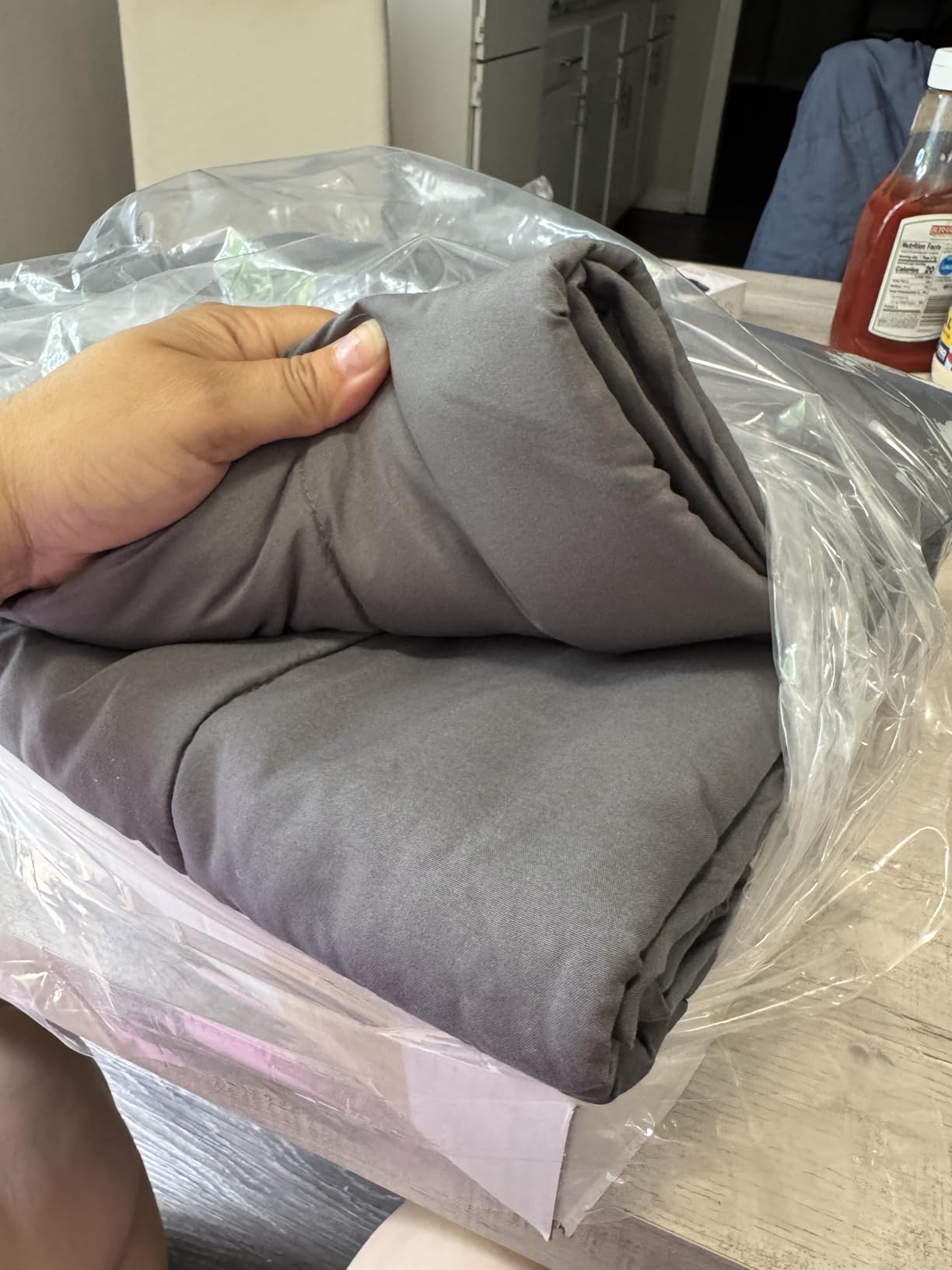 Smart Queen Weighted Blanket 15lbs (48”x72”,Grey) Twin Size Soft Cooling Heavy Blanket for Sleeping, Breathable All Season Comfort with Premium Glass Beads,Machine Washable customer photo 1