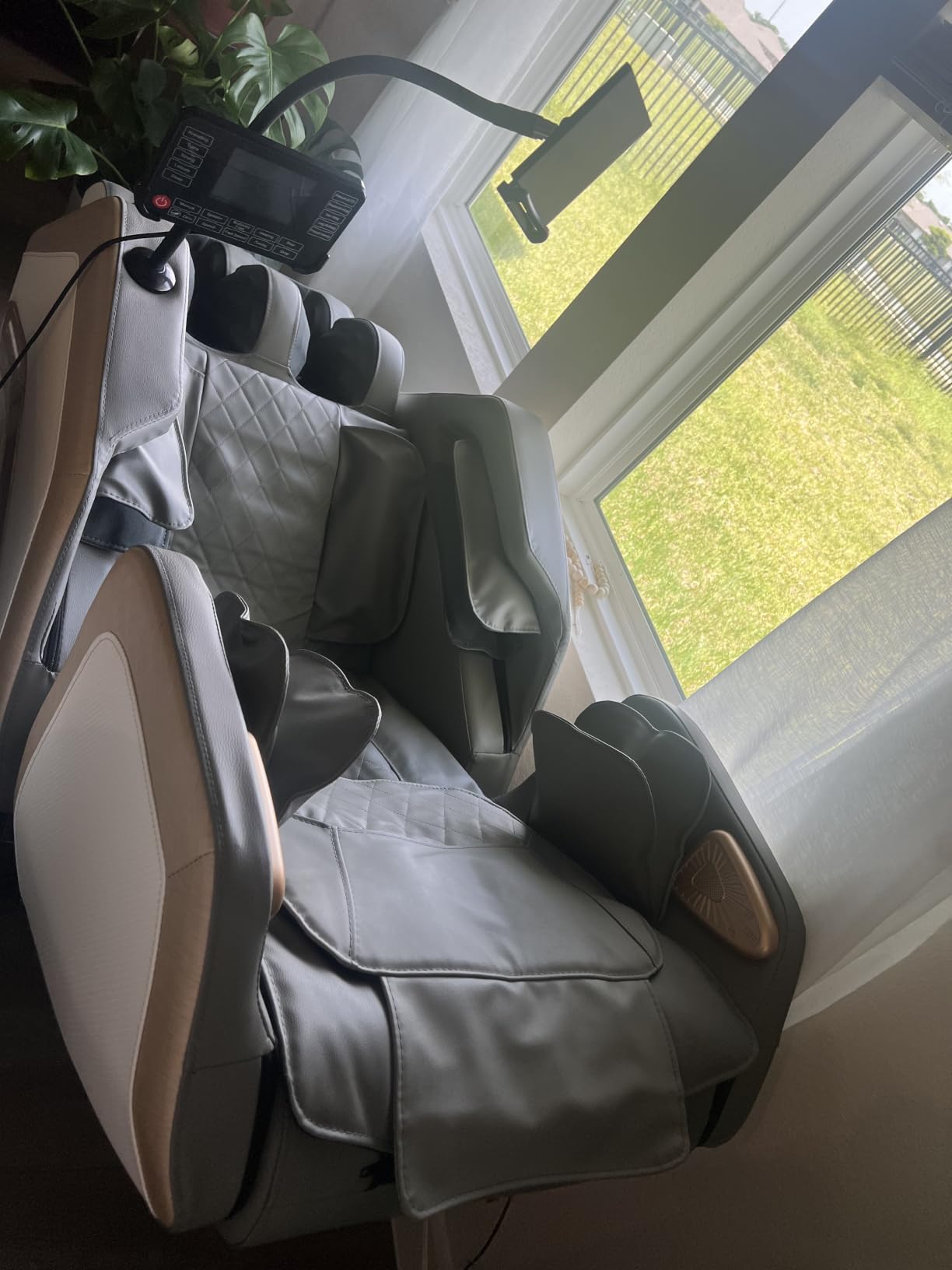 Massage Chair Full Body 14 Fixed Roller Zero Gravity 5 Auto Modes customer photo 2