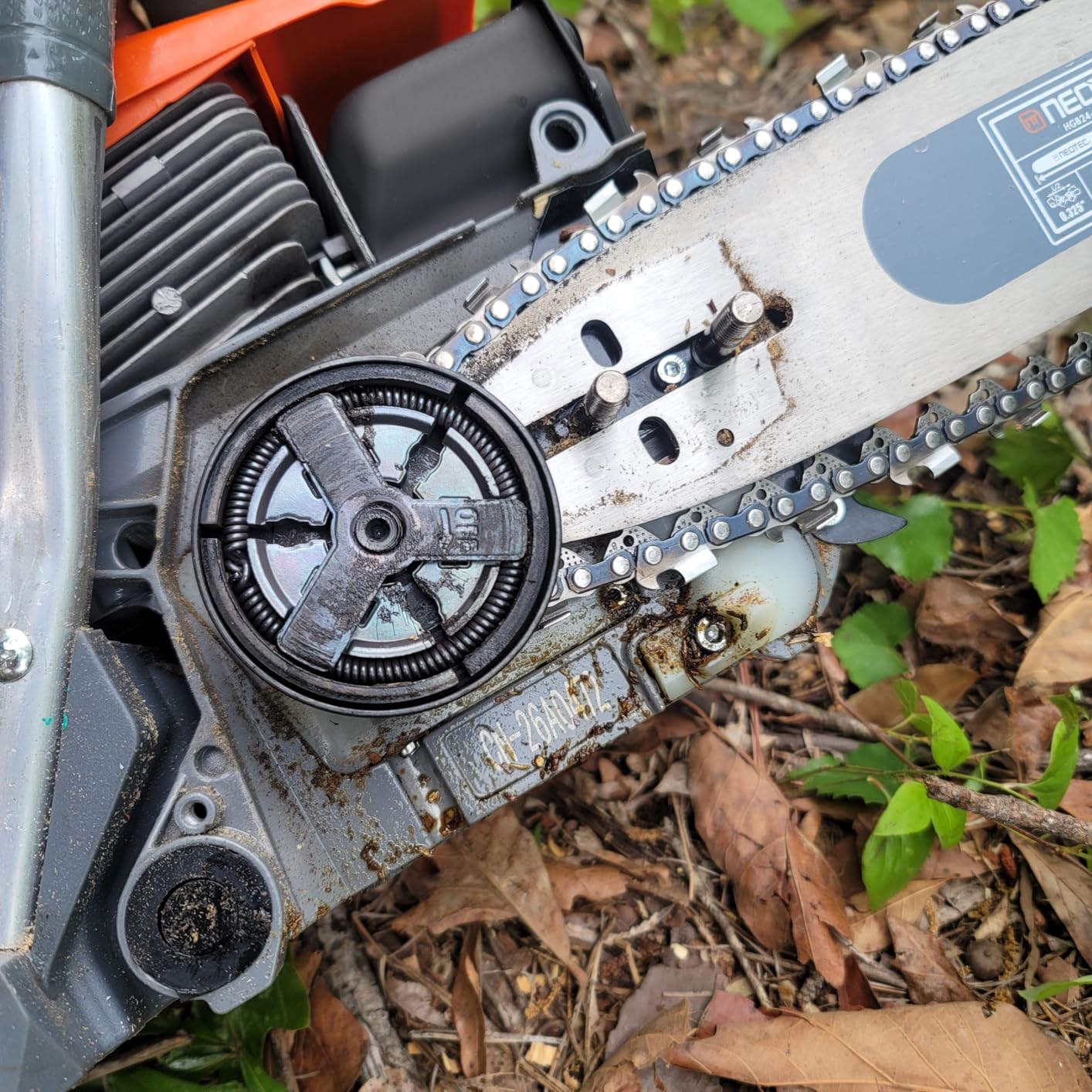 NEW 68CC Gas Powered Chainsaw 22 24 Inch Bars Chainsaws 2-Cycle Cordless Handheld Petrol Gasoline Chain Saw for Tree Felling Forestry Logging Backyard Storm Wood Cutting customer photo 1