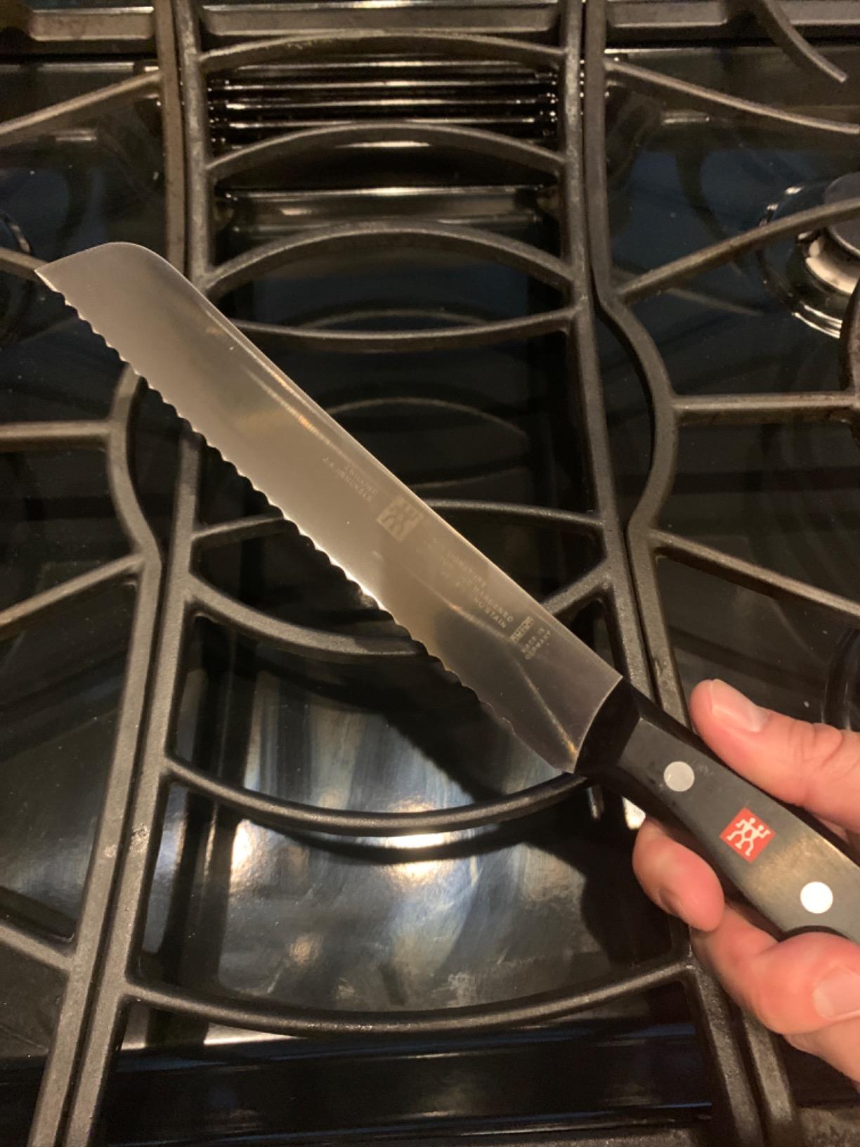 ZWILLING Twin Signature Bread knife, German Bread Knife, Made in Germany customer photo 1