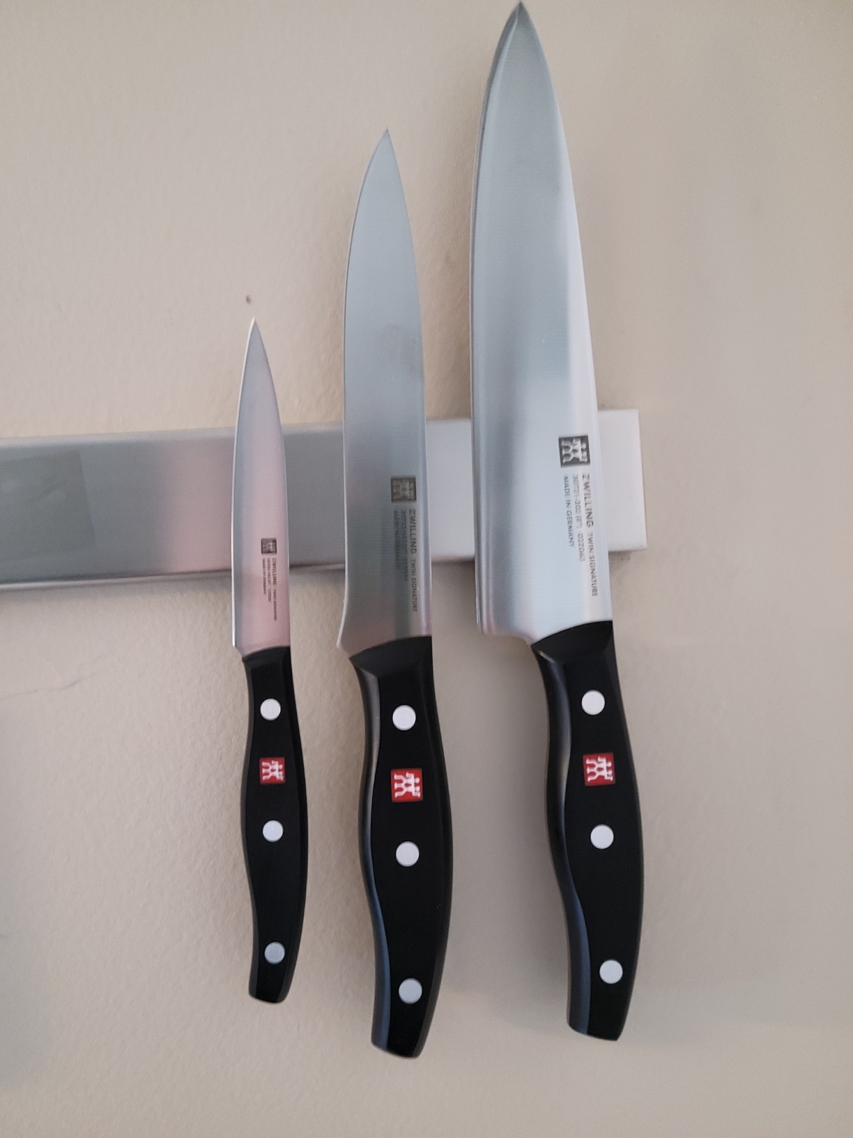 ZWILLING Twin Signature 3 pc Kitchen Knife Set Made in Germany customer photo 1