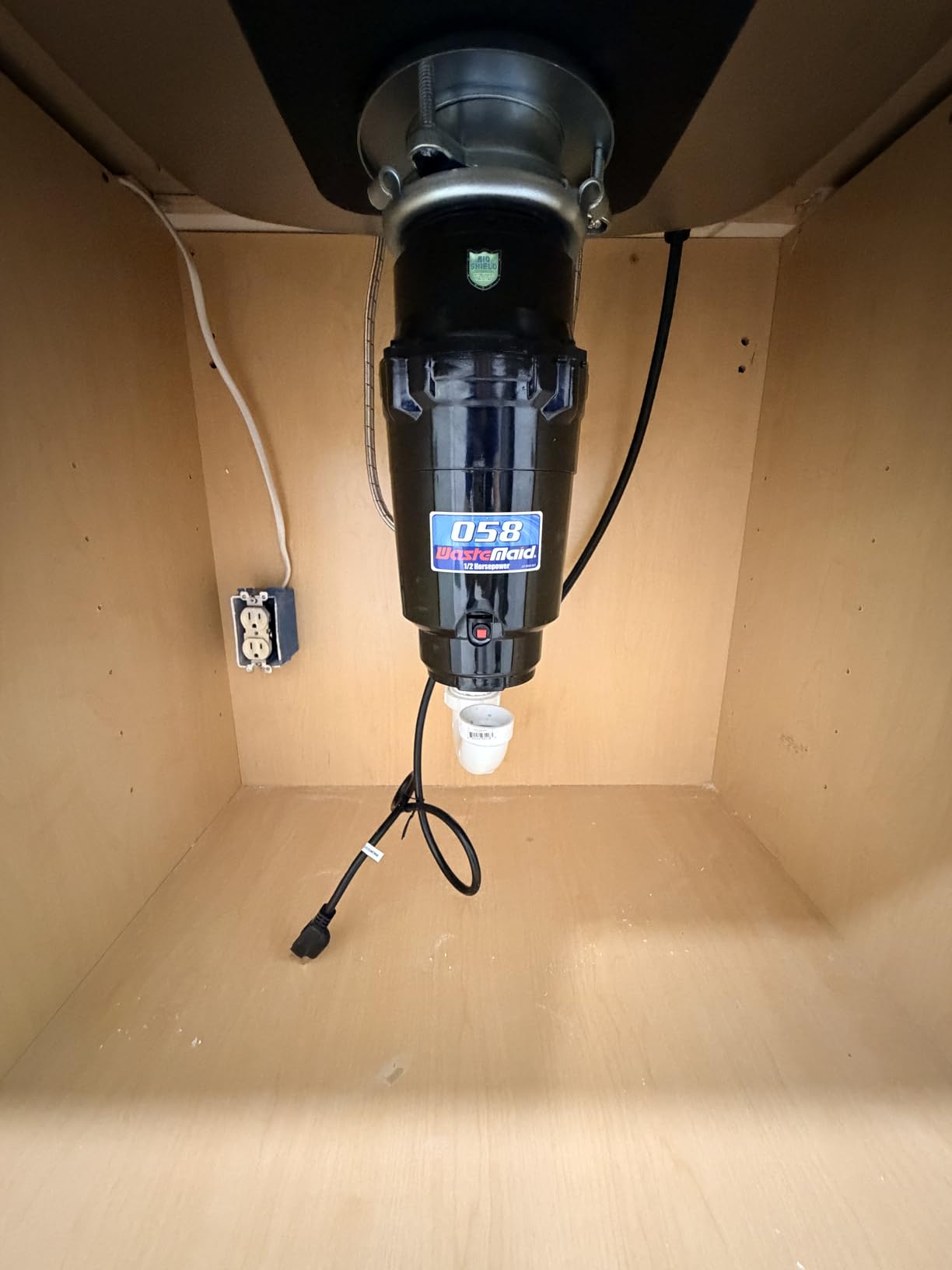 Waste Maid Garbage Disposal, Anti-Jam, Continuous Feed, 1/2 HP Economy customer photo 1