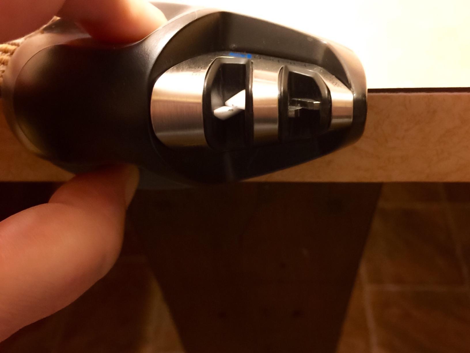 KitchenIQ 50009 Edge Grip 2-Stage Knife Sharpener, Black, Coarse & Fine Sharpeners, Compact for Easy Storage, Stable Non-Slip Base, Soft Grip Rubber Handle, Straight & Serrated Knives customer photo 2
