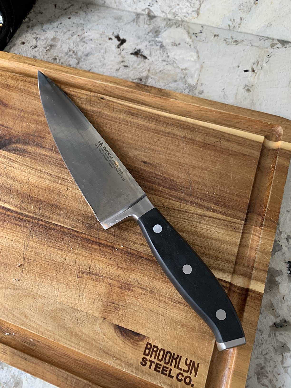 HENCKELS Forged Premio Razor-Sharp 8-Inch Chef Knife, Black, German Engineered Informed by 100+ Years of Mastery customer photo 2