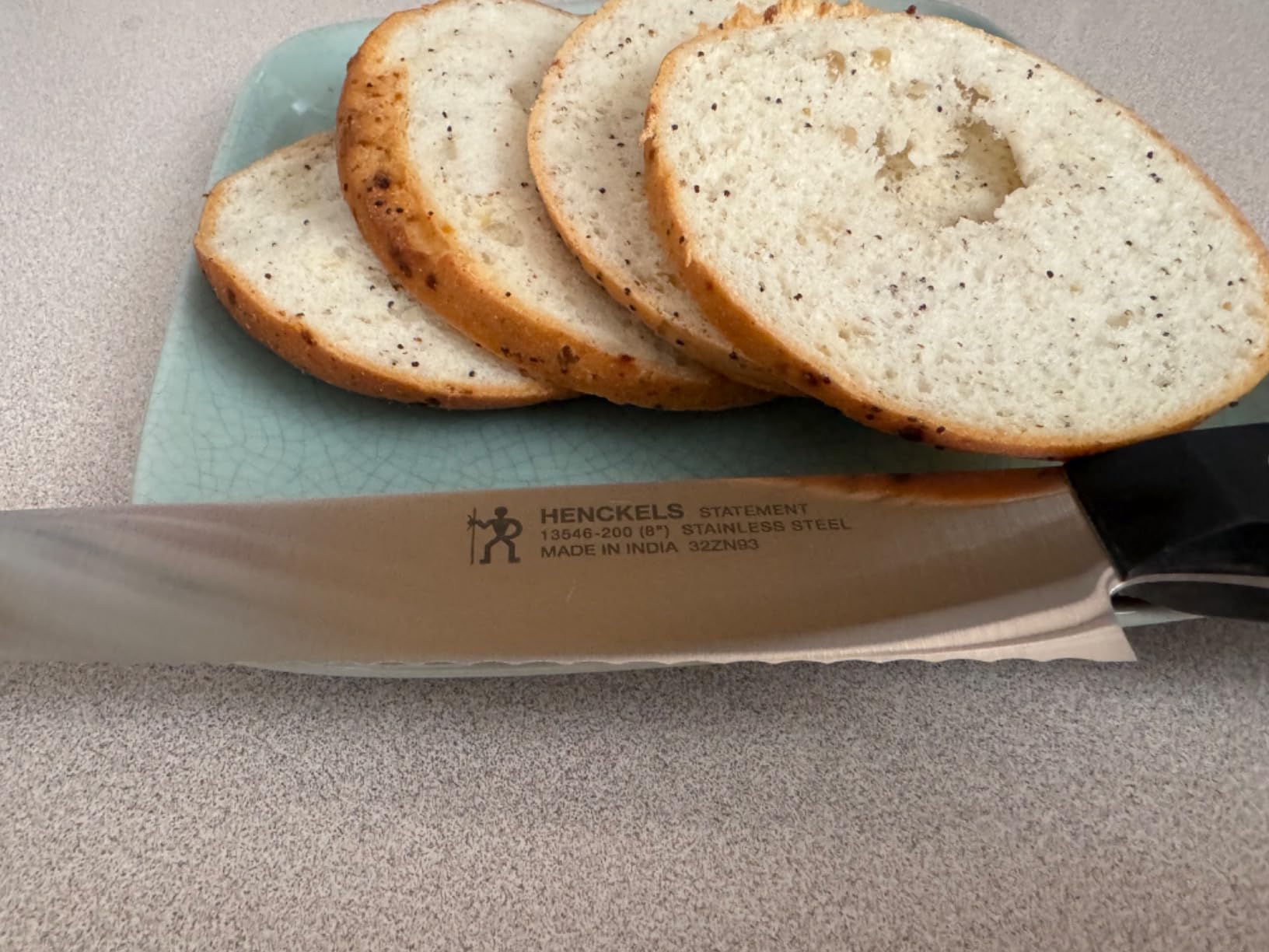 HENCKELS Statement 8 Inch Bread Knife, Razor-Sharp, German Engineered customer photo 2