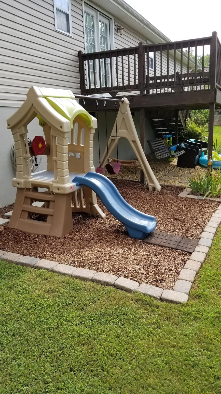 Step2 Play Up Gym Set for Kids, Outdoor Swing Set, Backyard Slide, Swings, Playhouse, & Crawl Space, Two Tier, Easy Set Up, Toddlers Ages 3-6 Years Old customer photo 1