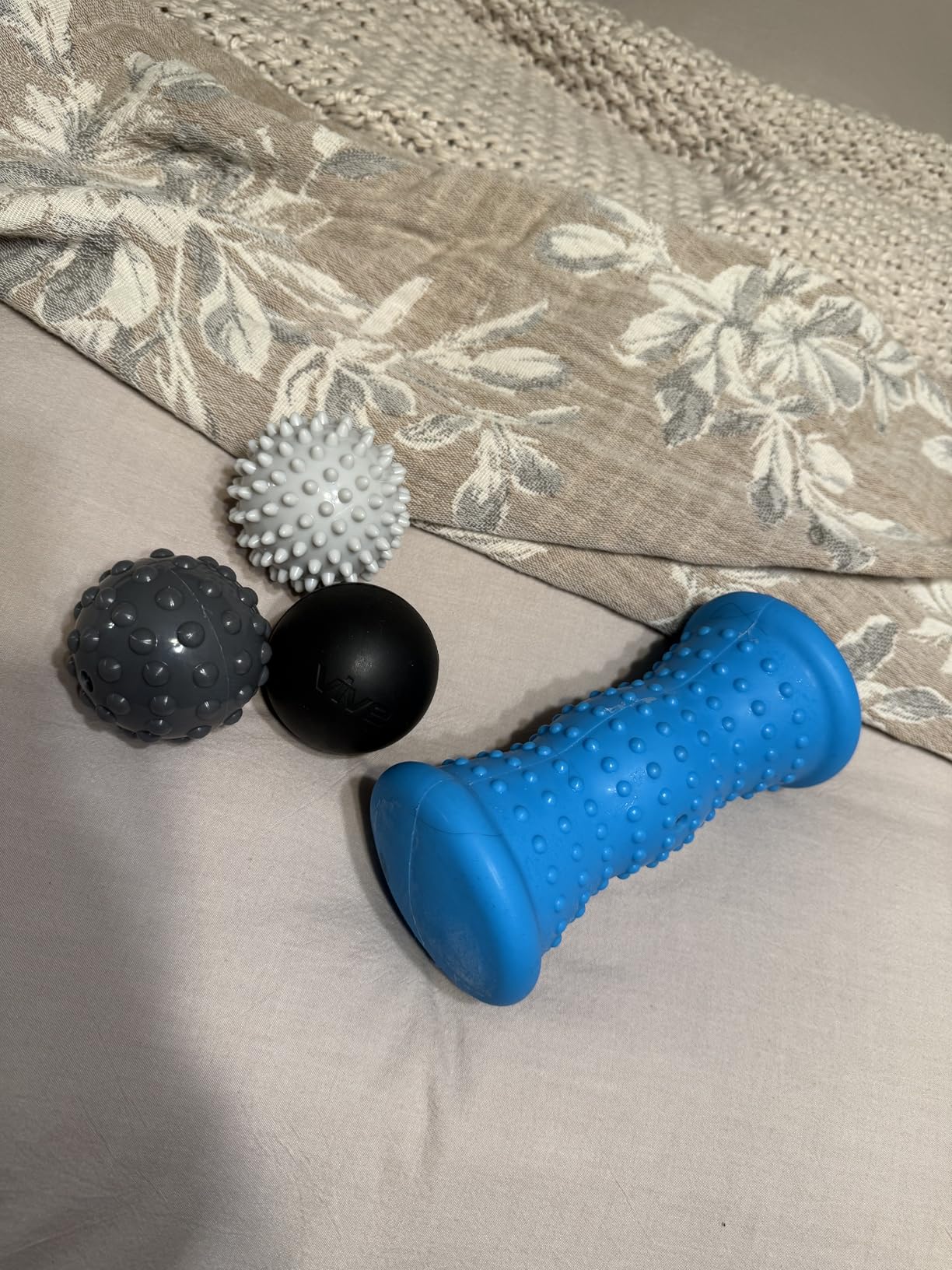 Vive Massage Ball Set (4 Piece) - Plantar Fasciitis Relief Foot Pain Hot customer photo 1