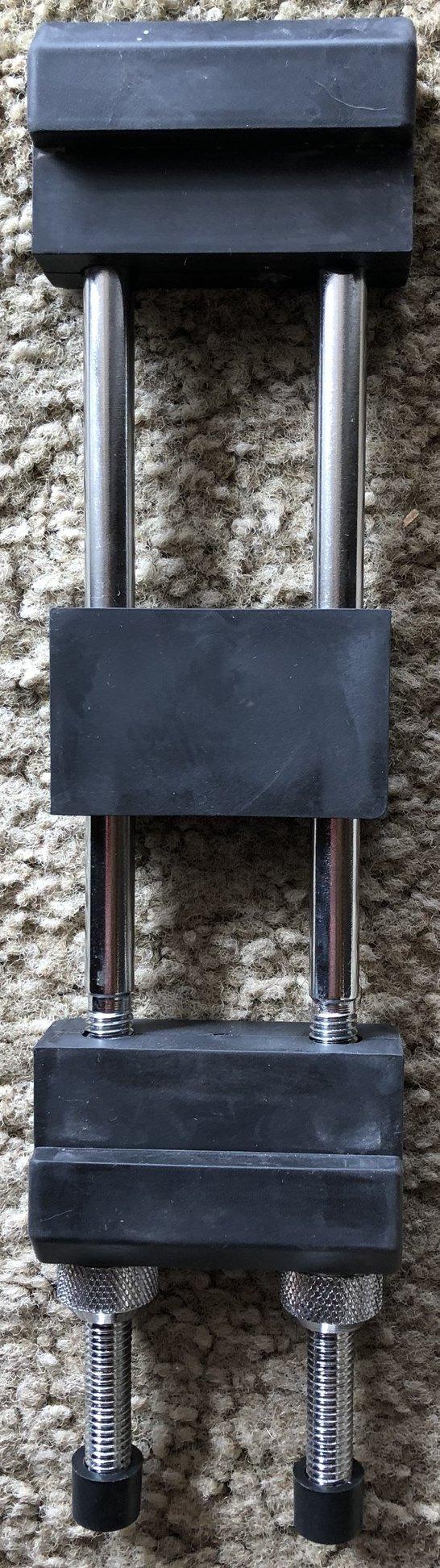Kota Japan Stainless Steel Whetstone Holder, Non-Slip, Fits 6-8.5 in Stones customer photo 1