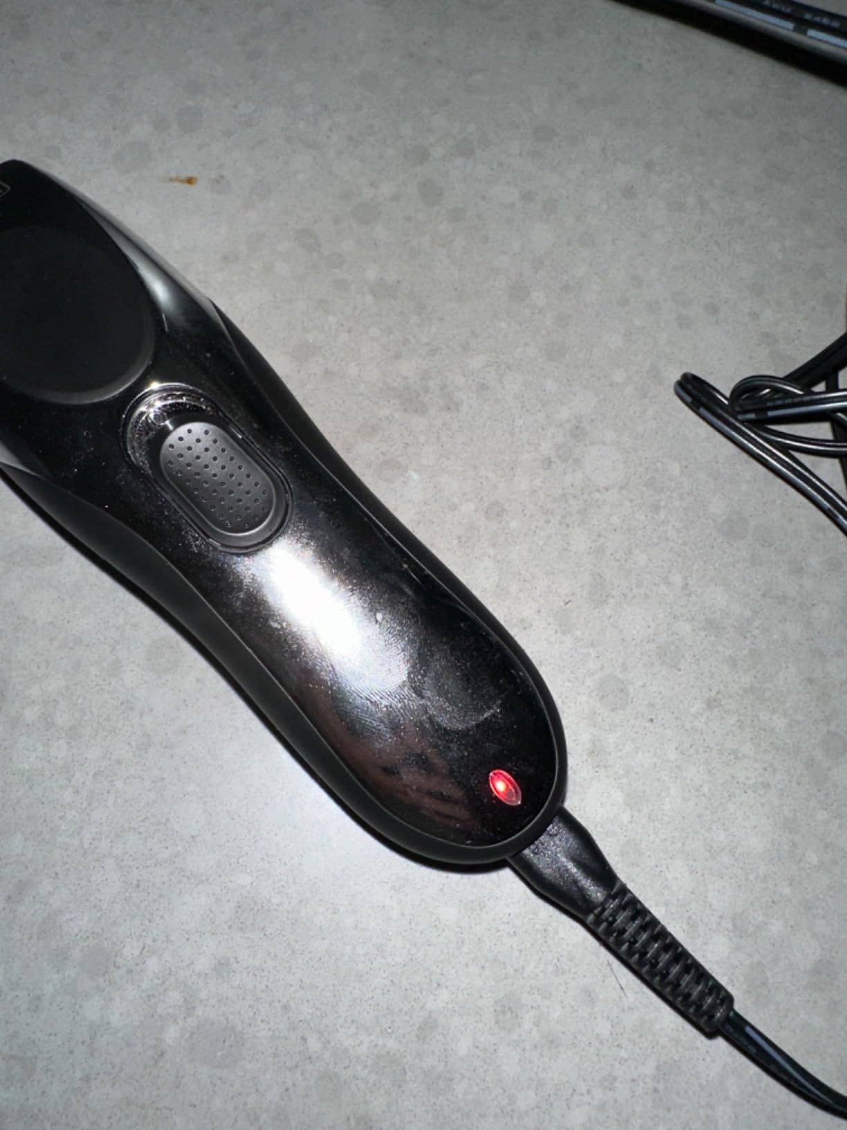 Wahl Clipper Rechargeable Cord/Cordless Haircutting & Trimming Kit customer photo 1