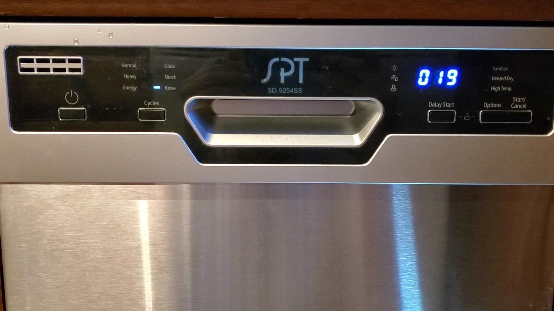 SPT SD-9254SSB 18″ Wide Built-In Stainless Steel Dishwasher w/Heated Drying, ENERGY STAR, 6 Wash Programs, 8 Place Settings and Stainless Steel Tub customer photo 1