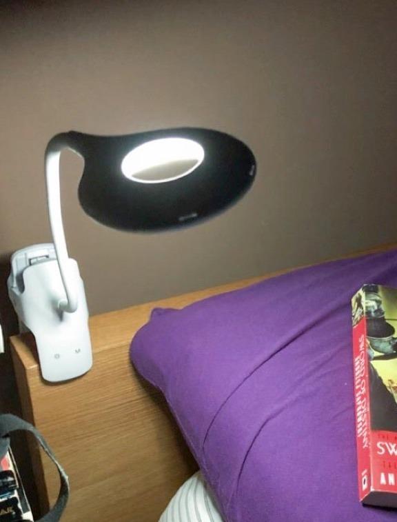 LACOKI Clip on Rechargeable Reading Light for Bed, 3 Color x 3 Brightness 28 LEDs Desk Light, Eye-Caring Desk Lamp with Clamp for Headboard, Table, Desk customer photo 2