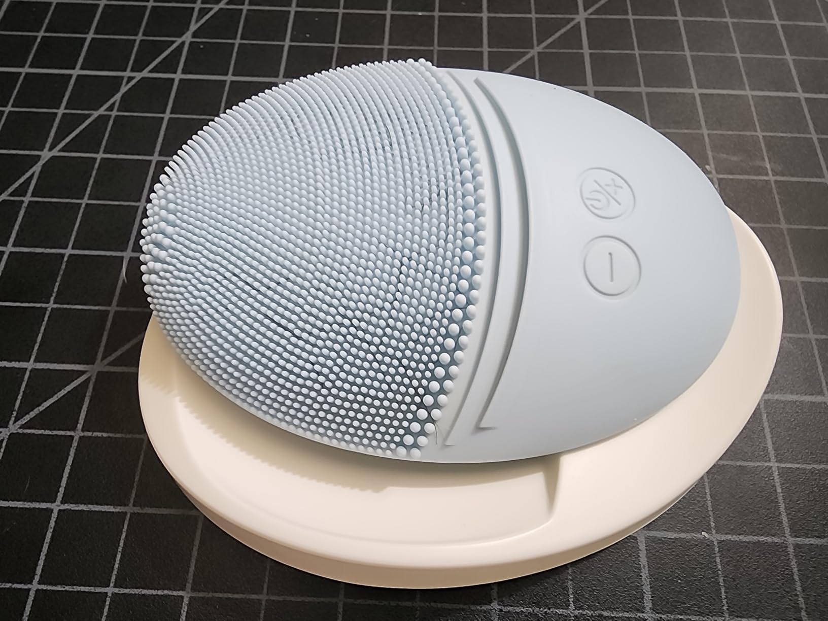 EZBASICS Silicone Facial Cleansing Brush, IPX7 Waterproof, Violet customer photo 2