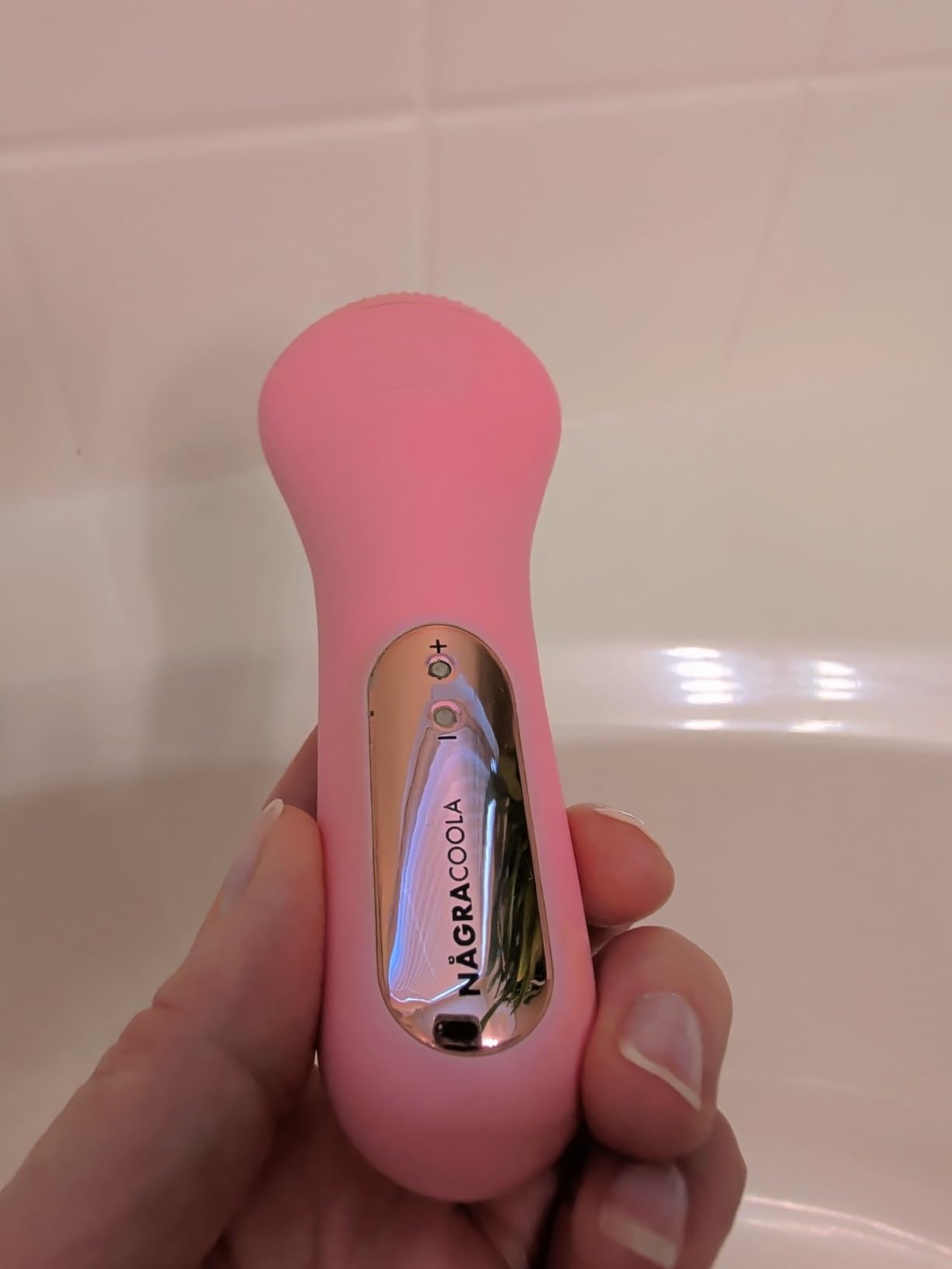 NågraCoola CLIE Facial Cleansing Brush, Waterproof and Rechargeable Face Scrub Brush for Men & Women, Cleansing, Exfoliating and Massaging, Electric Face Scrubber - Blue customer photo 2