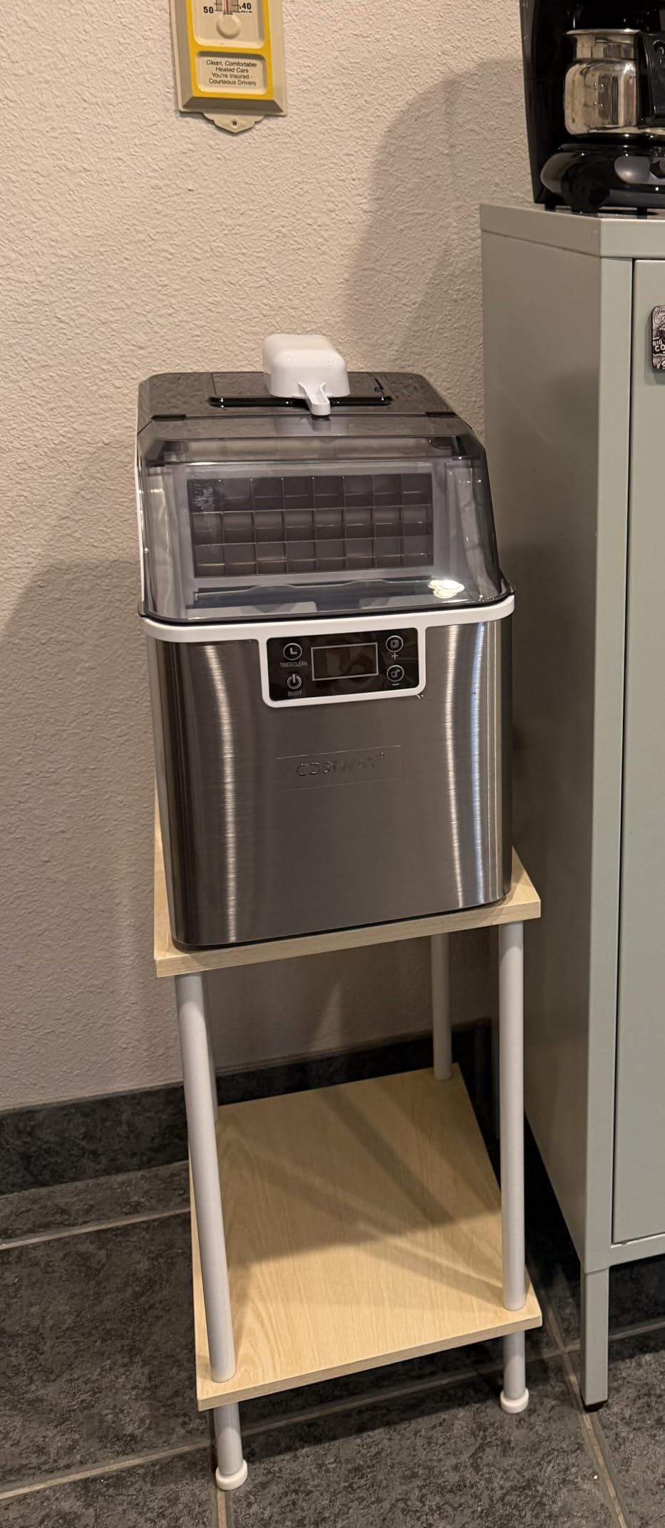 COSTWAY Countertop Ice Maker, 40LBS/24H Portable Compact Ice Machine with Top Inlet Hole, Auto Self-Cleaning Function, 24 pcs Ice Cube in 15 Mins, Ice Scoop and Basket Perfect for Home, Party, Office customer photo 2