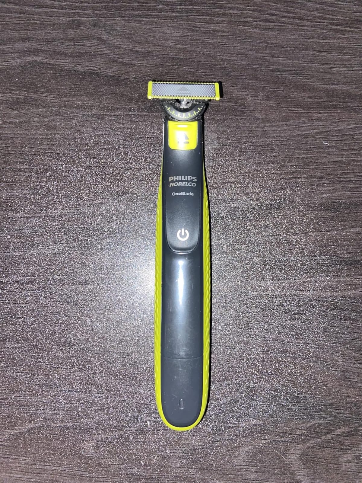 Philips Norelco OneBlade 360 Hybrid Face Trimmer and Shaver, 5 Length Comb customer photo 2