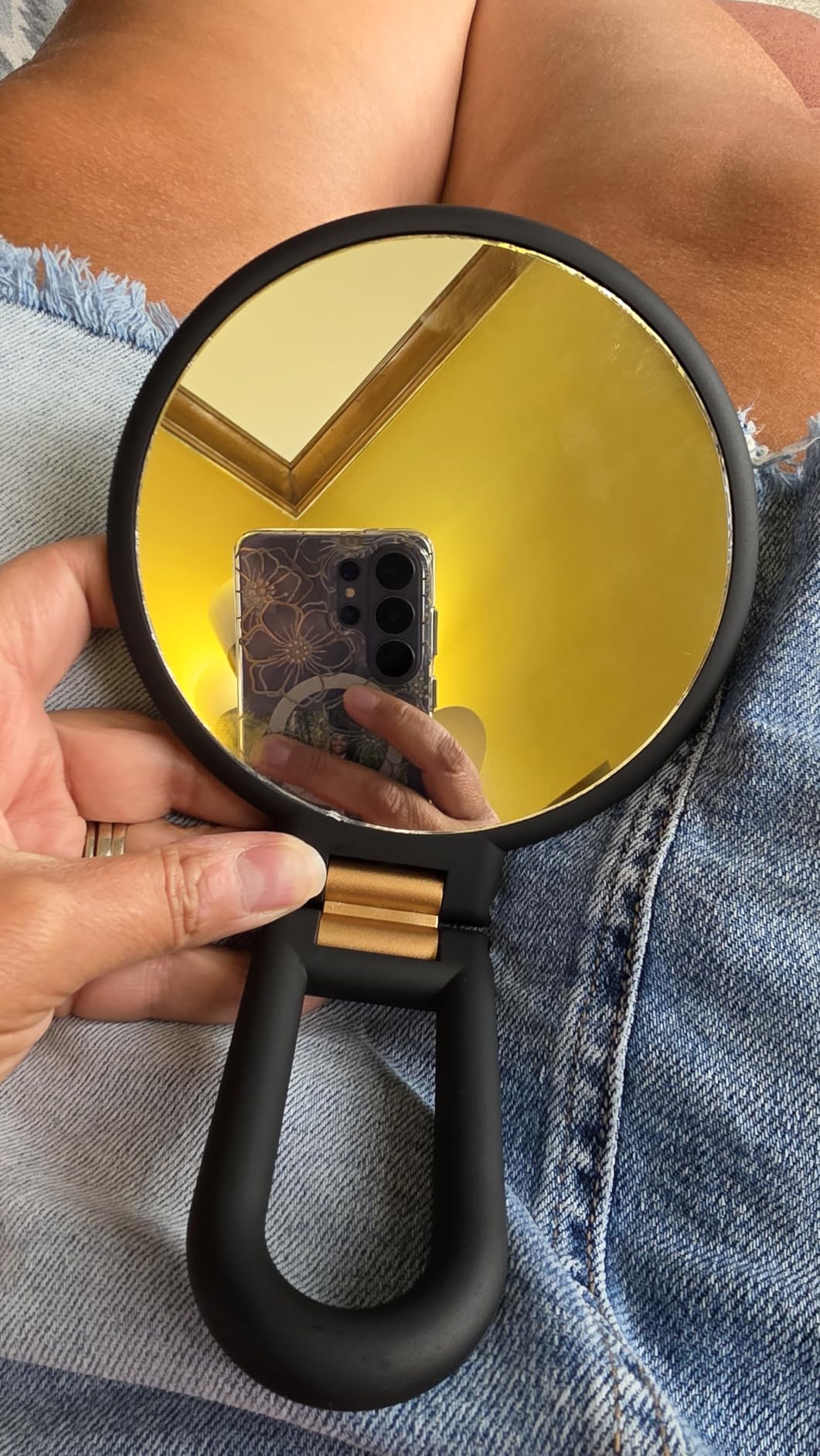 Sifolo 30x Magnifying Mirror, Travel Hand Mirrors with Handle - Double Side Handheld Mirror with 1X 30X Magnification & Adjustable Handle/Stand, Hand Held Foldable Travel Mirror for Makeup(Black) customer photo 1