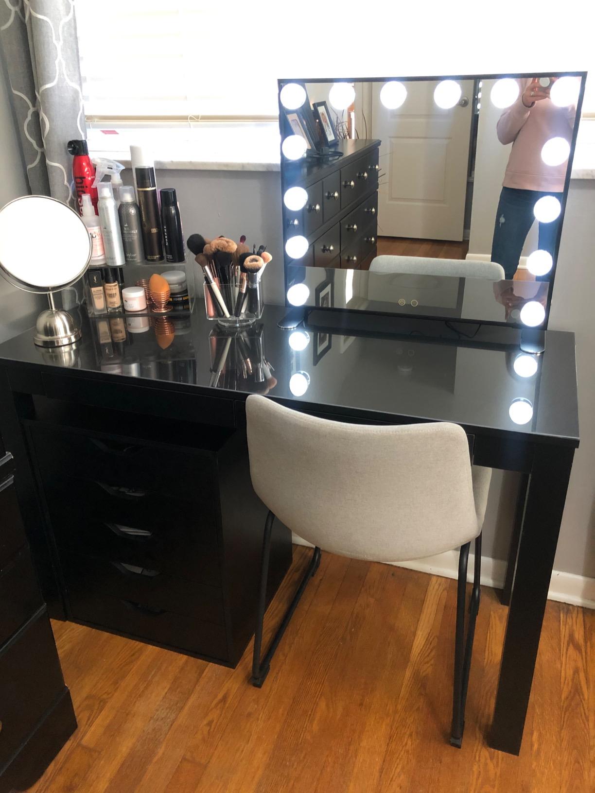 BEAUTME Large Hollywood Vanity Mirror, 3 Lighting Modes, 31.5x24 Inch White customer photo 1