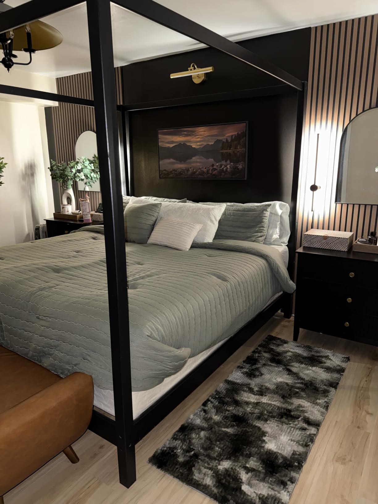 Walker Edison King Minimalist Slatted Headboard Canopy Bedframe, King Size, Black customer photo 2