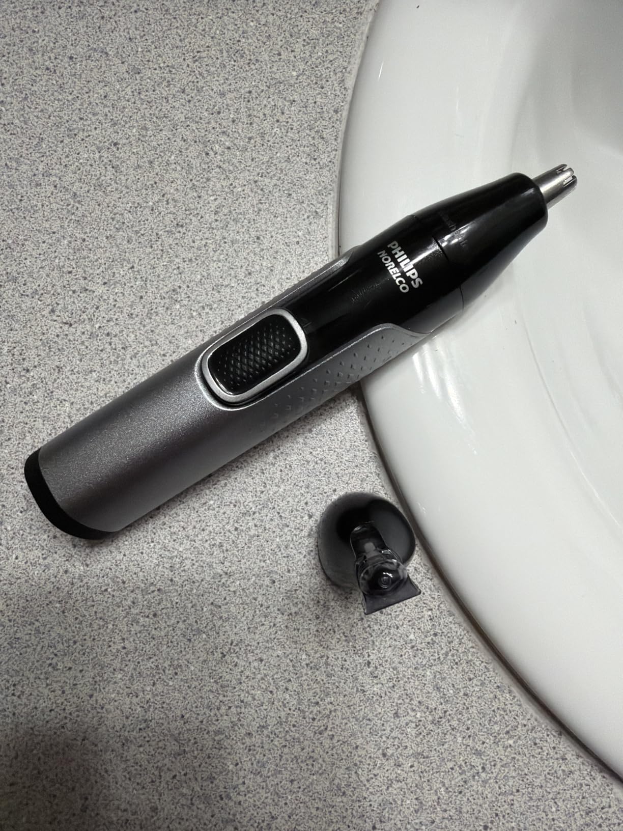 Norelco Philips Nose Trimmer 5000 for Nose, Ears, Eyebrows & Details customer photo 1