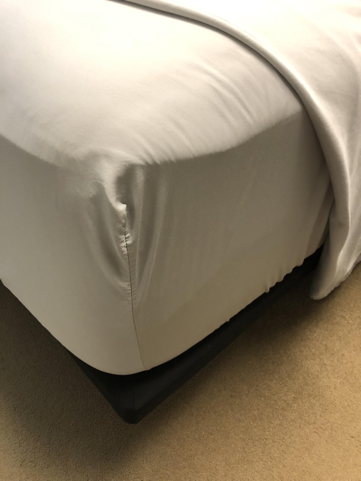HYPREST 100% Eucalyptus Tencel Sheets Queen - 18 Inch Deep Pocket Cooling for Hot Sleepers Lyocell Luxury Grey Silky Soft customer photo 2