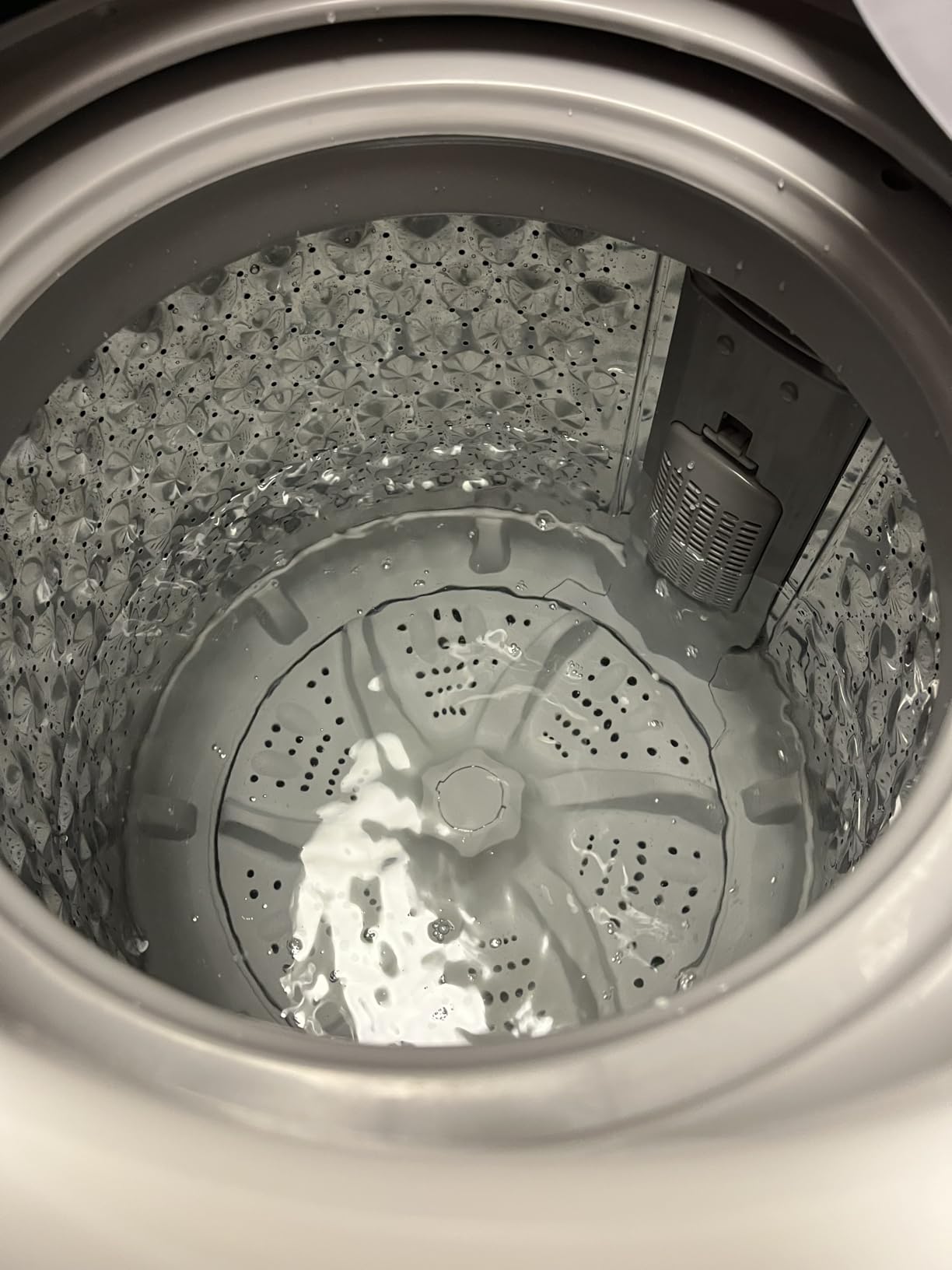 BLACK+DECKER 4.5 Cu. Ft. Front Load Washer, 120V, BFLW45M, White customer photo 2