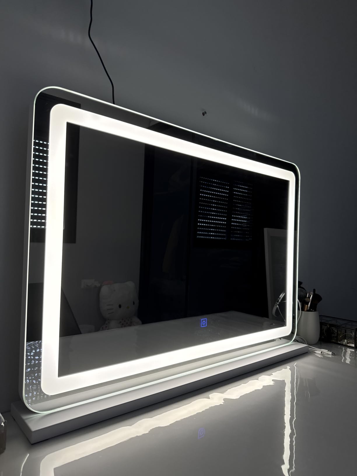 Large Vanity Mirror with Lights 32