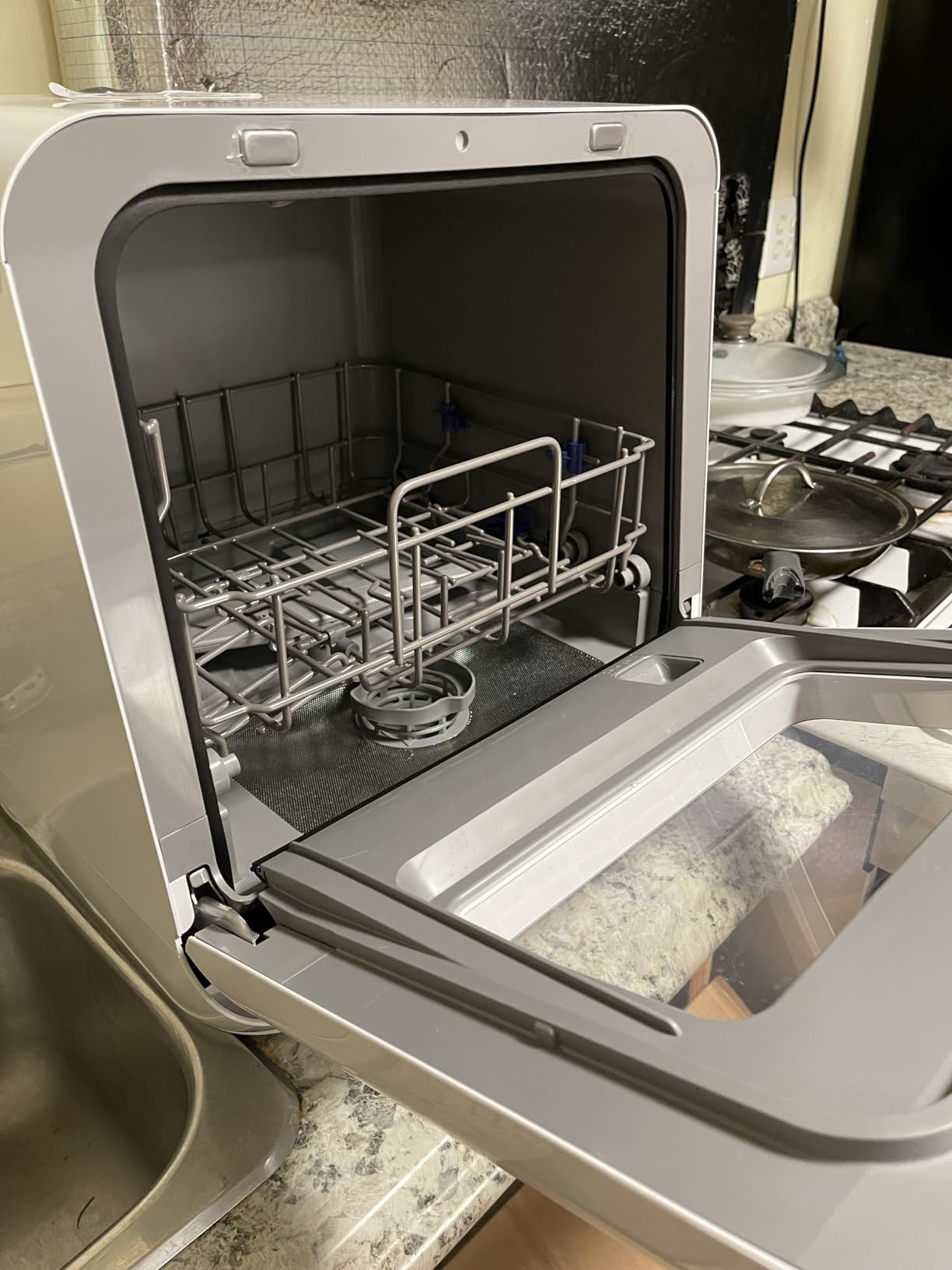 Midea Countertop Dishwasher with 1.32Gal Tank, Baby Care, 5+1 Programs customer photo 2