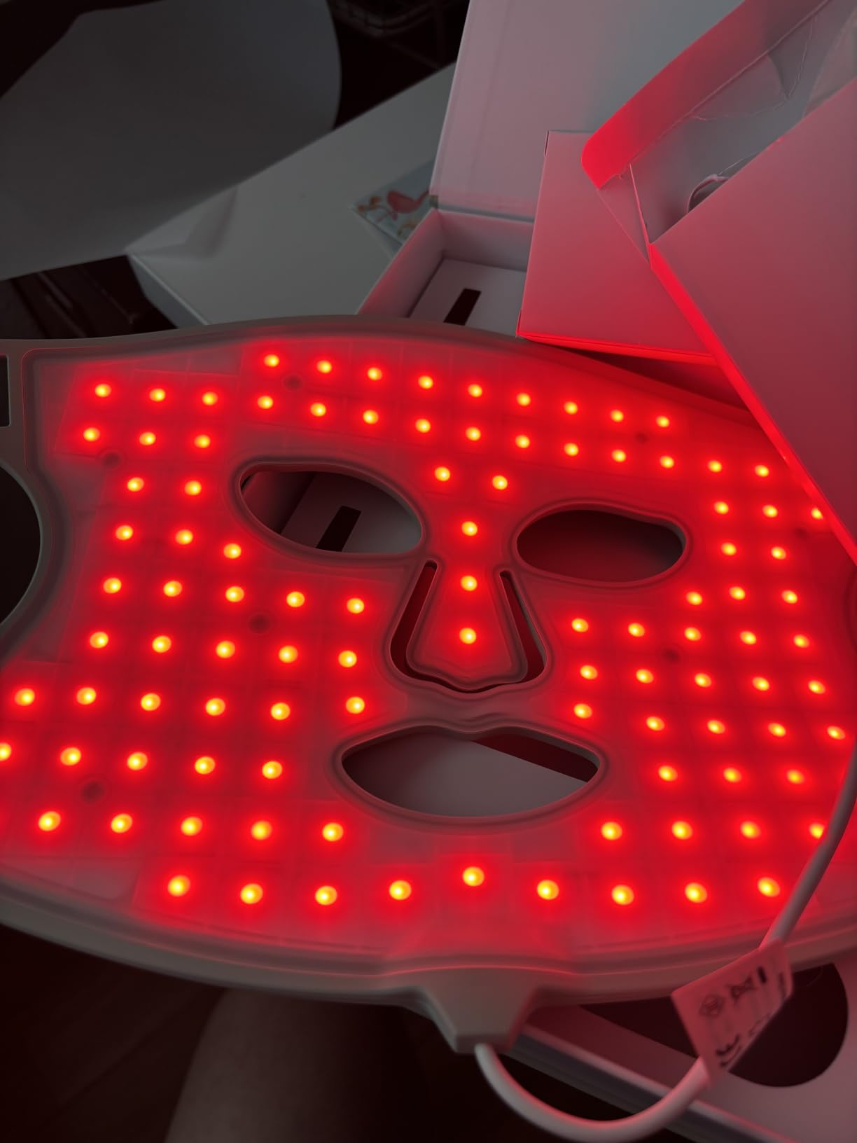 Nanoleaf FDA-Cleared LED Light Therapy Face Mask with 7 Treatment Modes customer photo 1