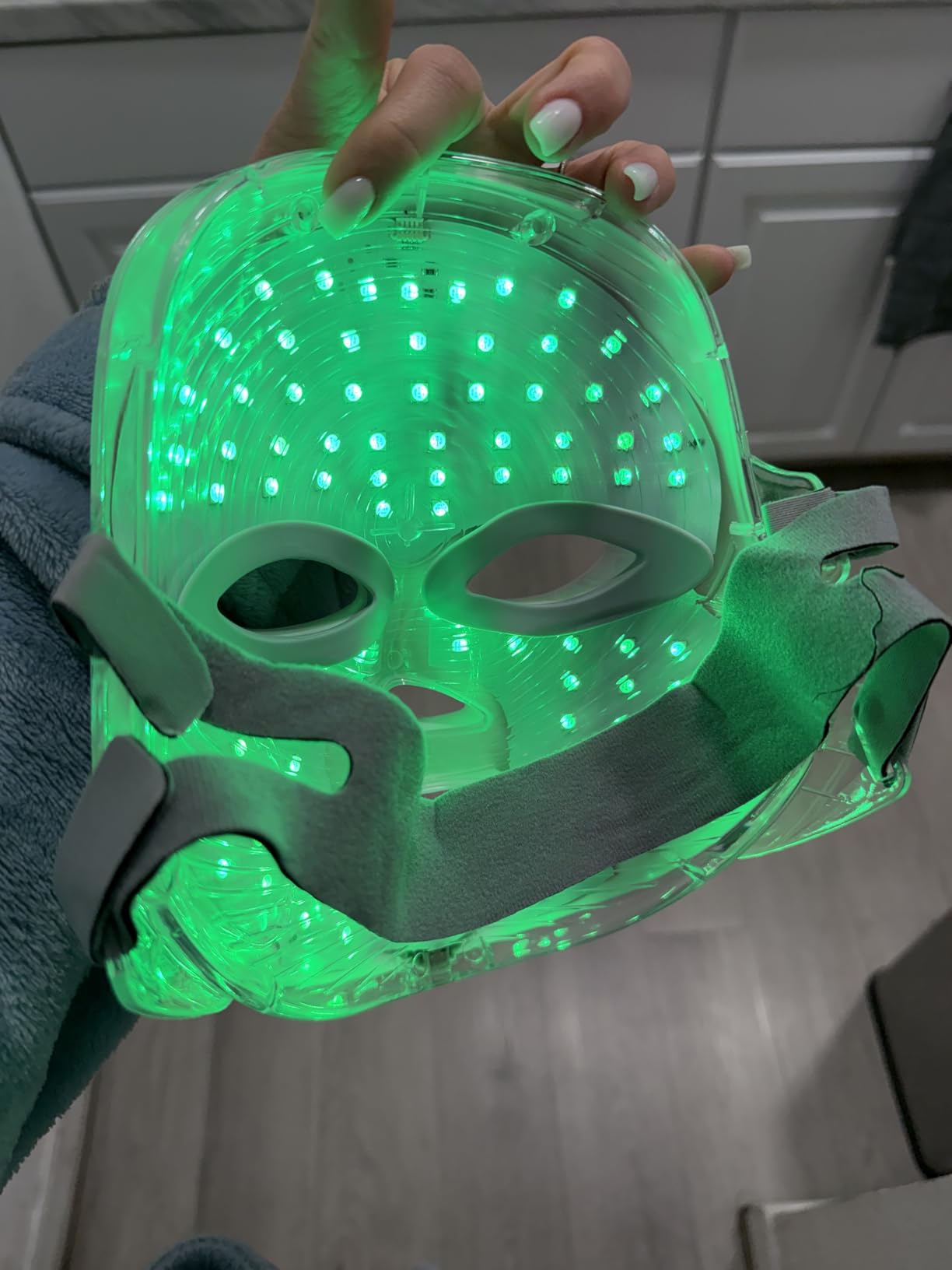 7-1 Colors Red Light Therapy For Face，LED Facial Skin Care Mask,Red Light Mask for Face, LED Facial Mask Light,Salon or Home,White. customer photo 2