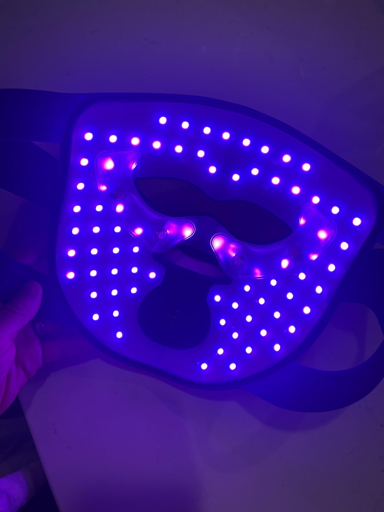 INIA GLOW 4D Wireless Red Light Therapy Mask for Face, Dual NIR, 320 LEDs customer photo 1