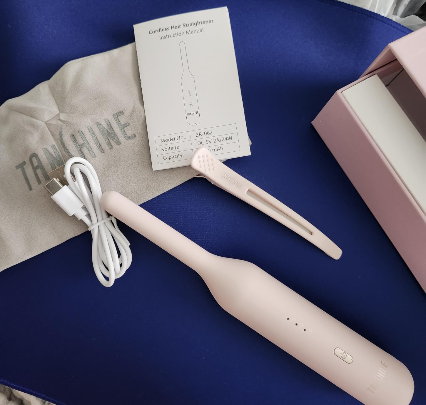 TANSHINE Cordless Mini Flat Iron for Bangs & Short Hair, USB-C Rechargeable Travel Hair Straightener with Negative Ions customer photo 1